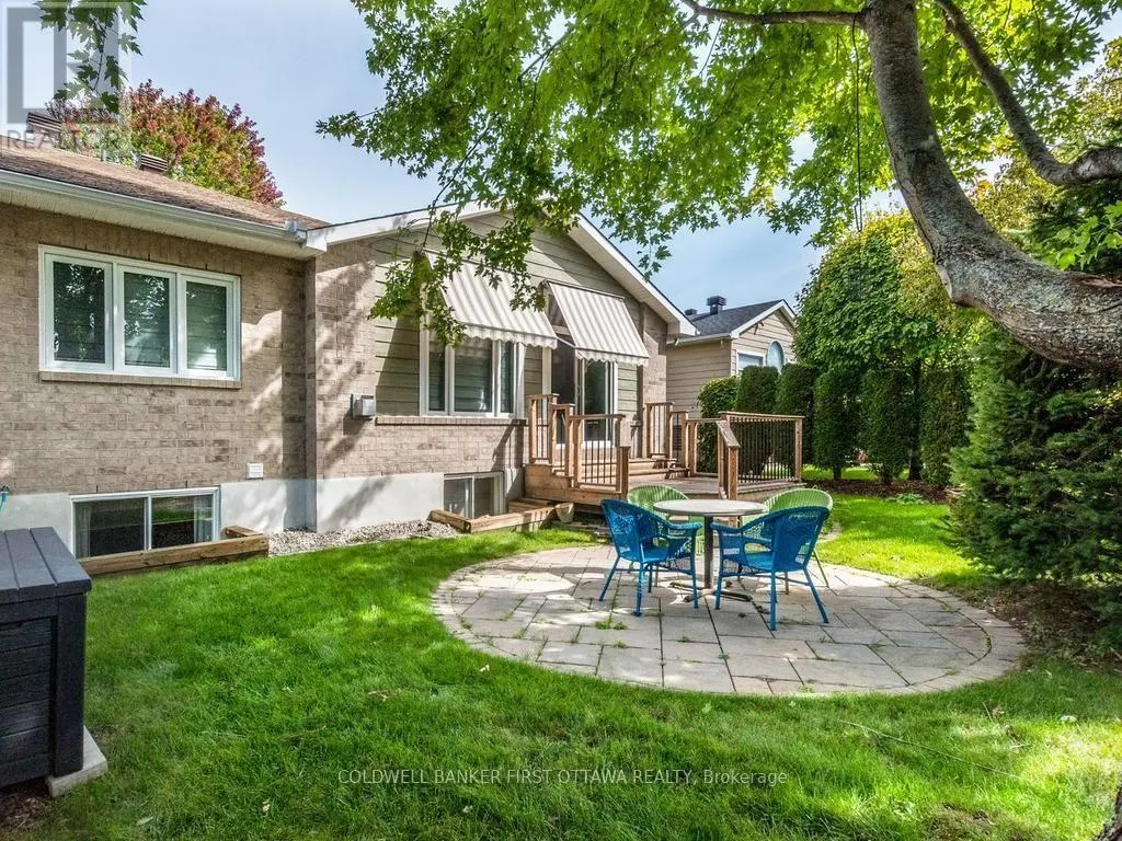 57 AMBERLAKES DRIVE