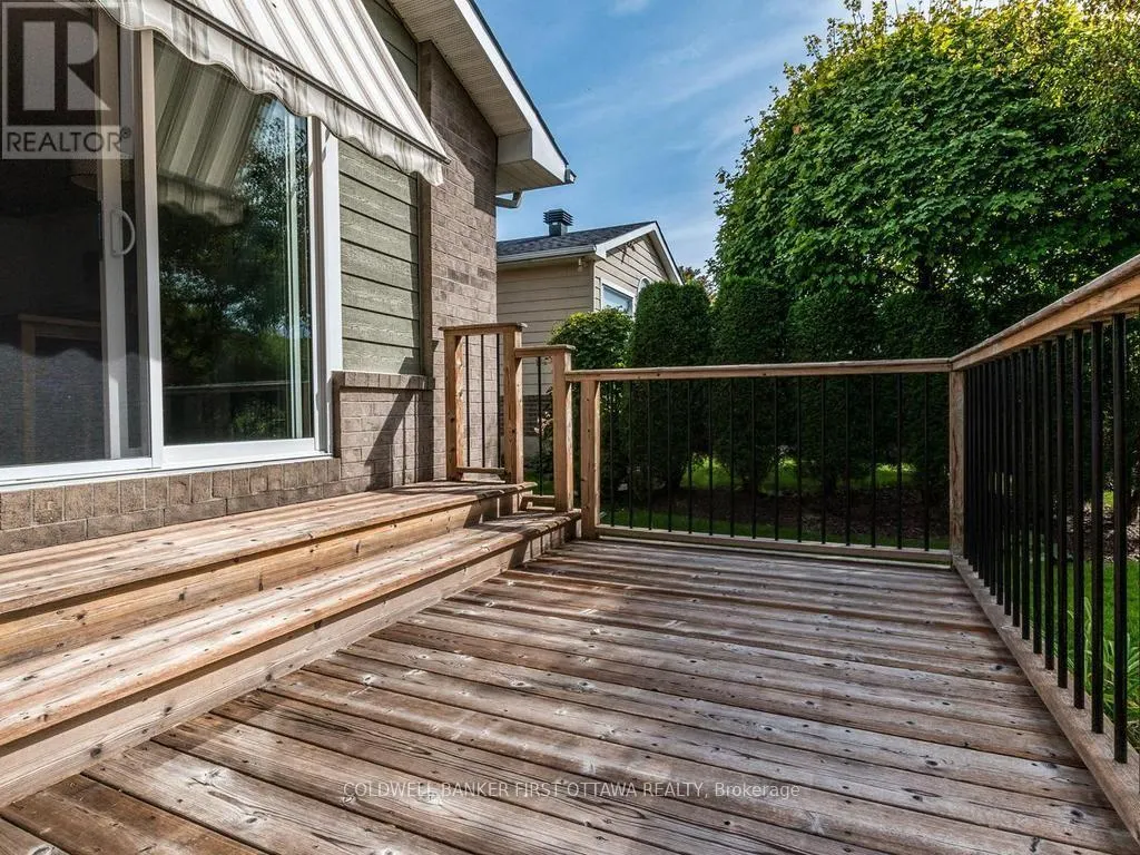 57 AMBERLAKES DRIVE