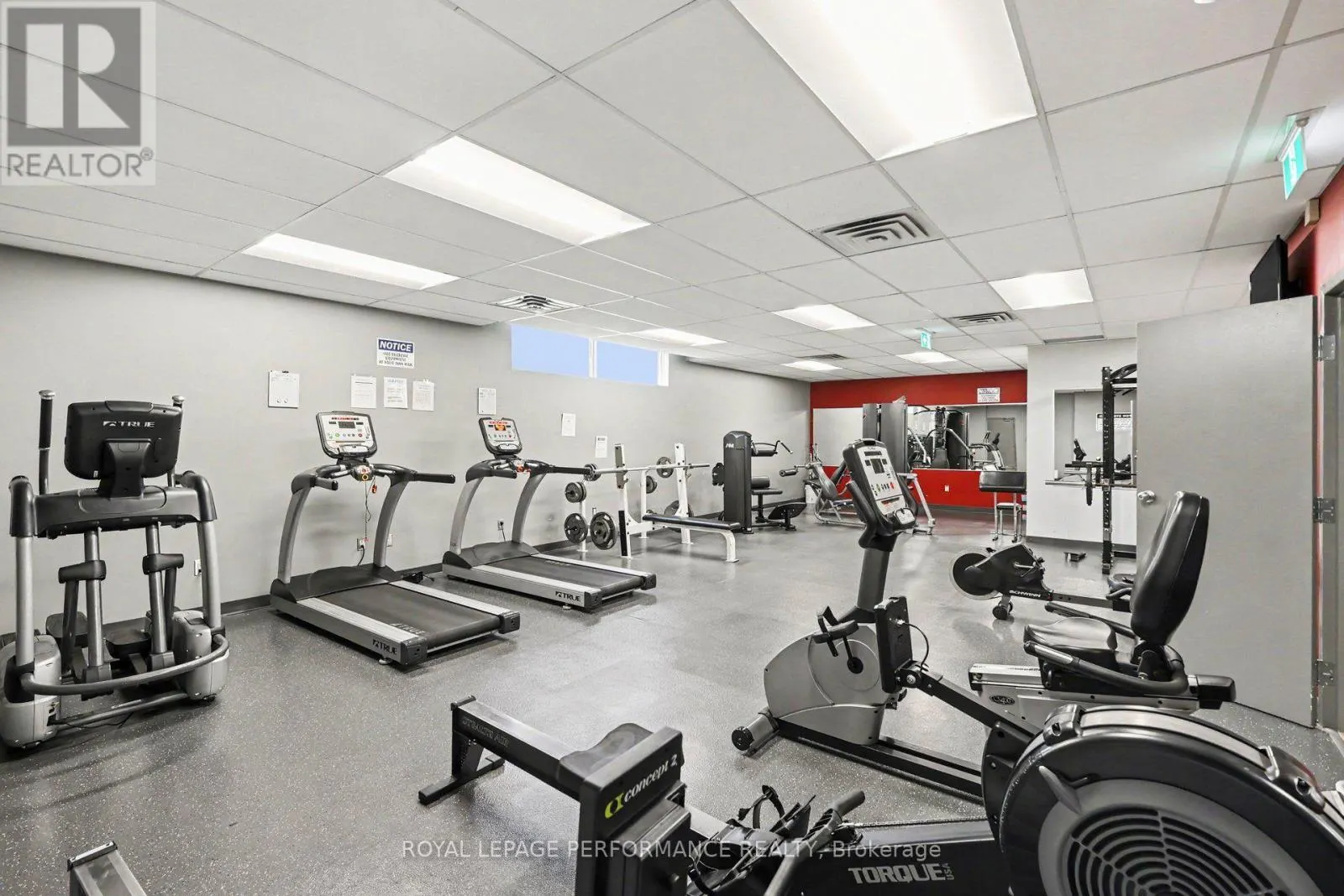 507 - 545 ST LAURENT BOULEVARD