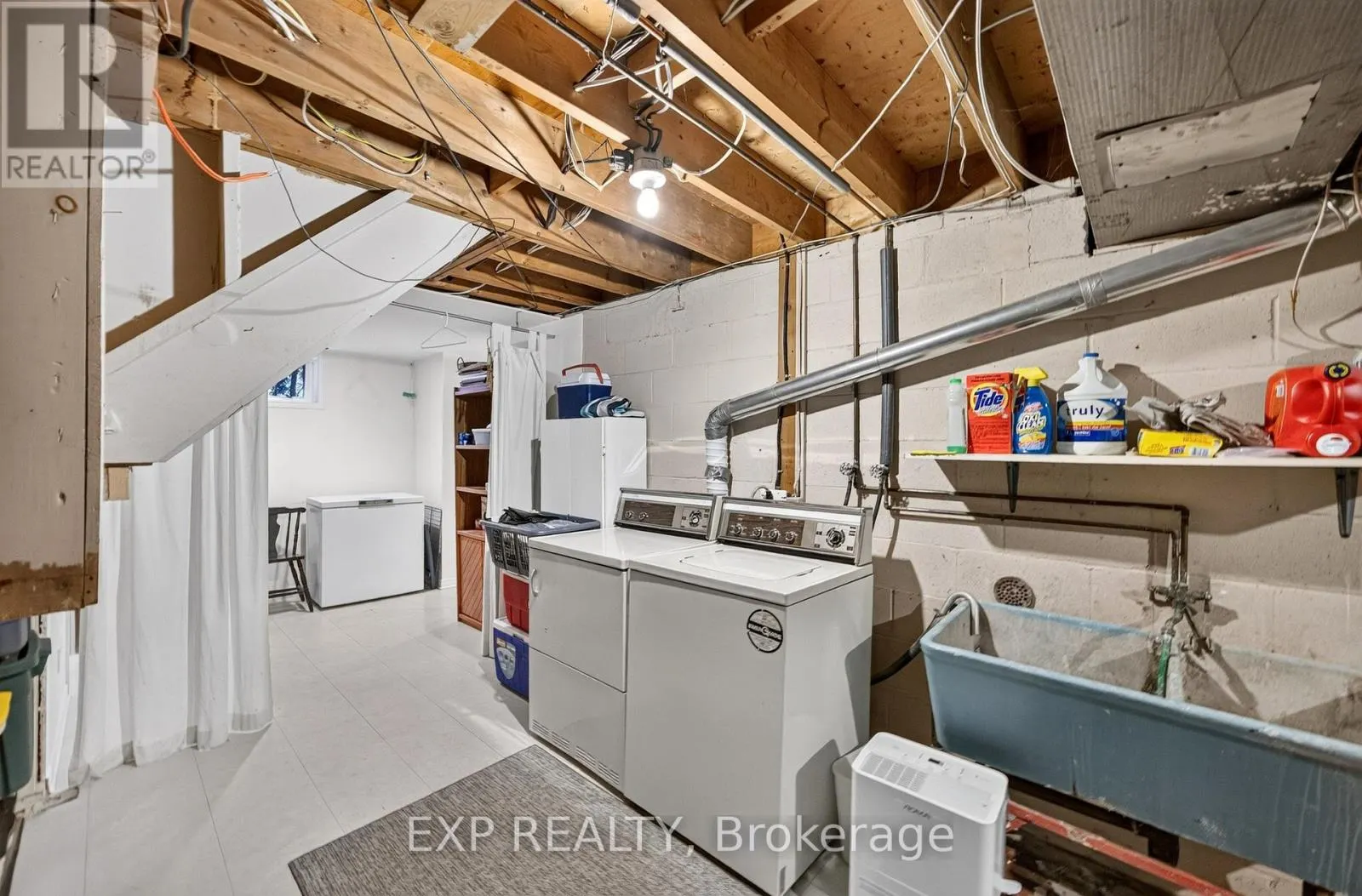 1168 CAMEO DRIVE