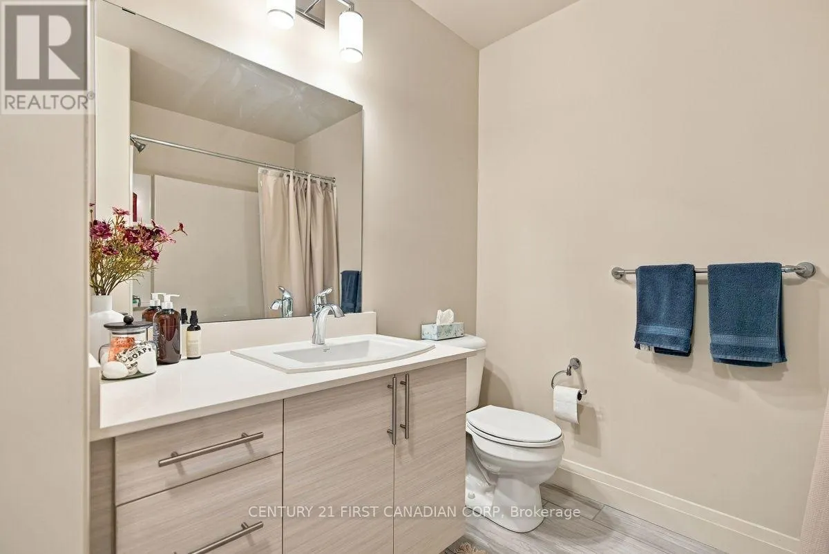 58 - 3025 SINGLETON AVENUE #58