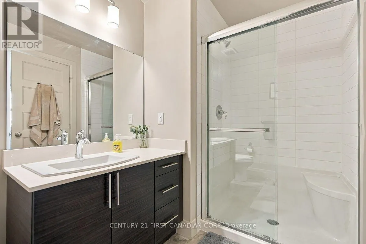 58 - 3025 SINGLETON AVENUE #58