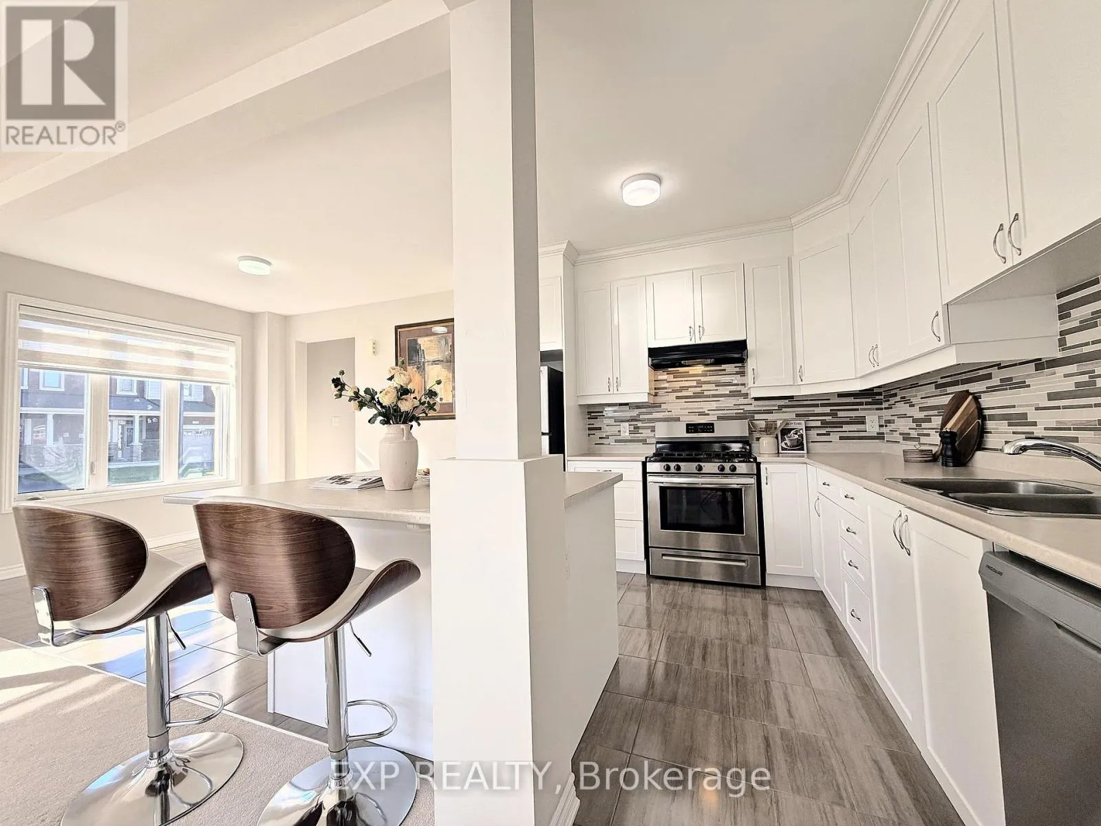 591 CATLEAF ROW