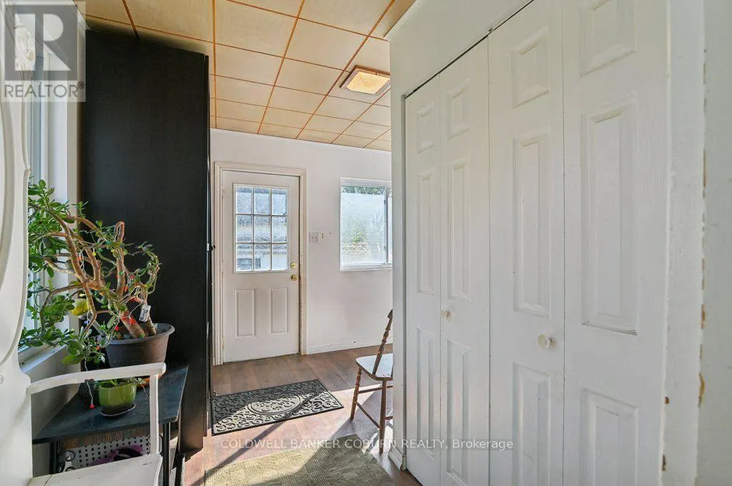49 LAKESHORE DRIVE