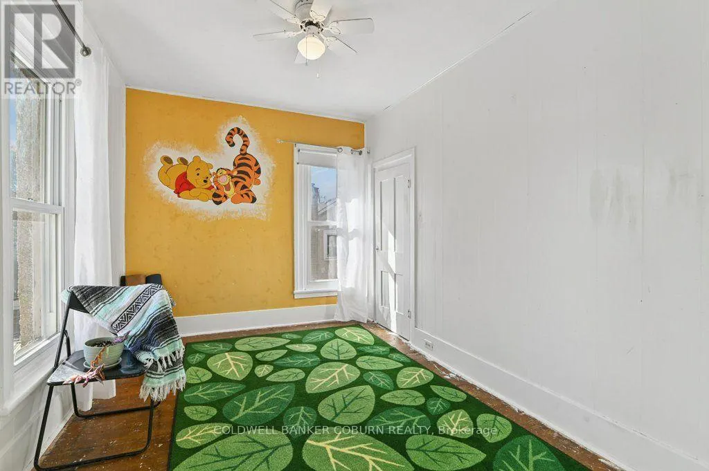 49 LAKESHORE DRIVE