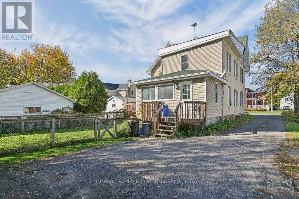 49 LAKESHORE DRIVE