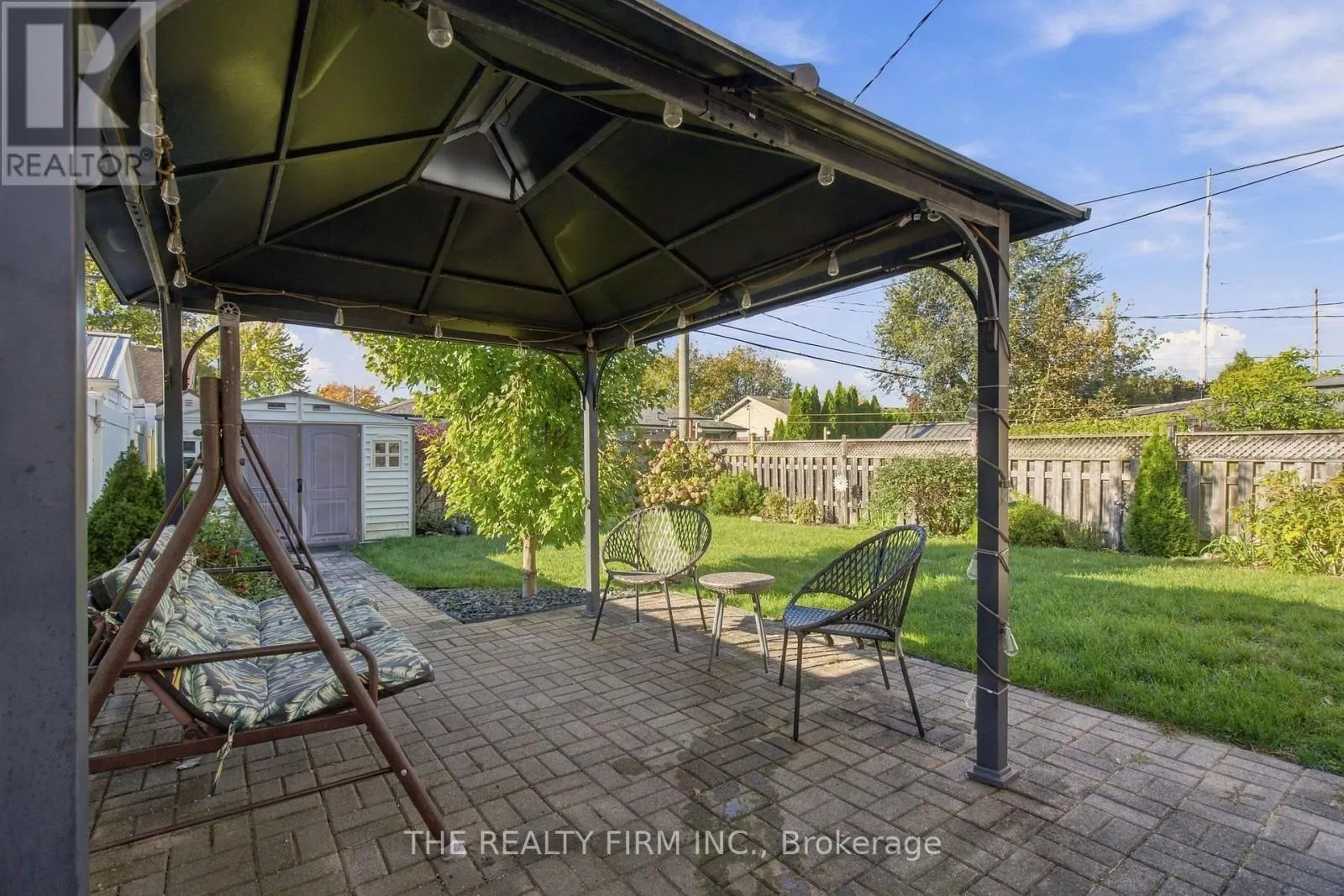 25 QUEENSTON CRESCENT