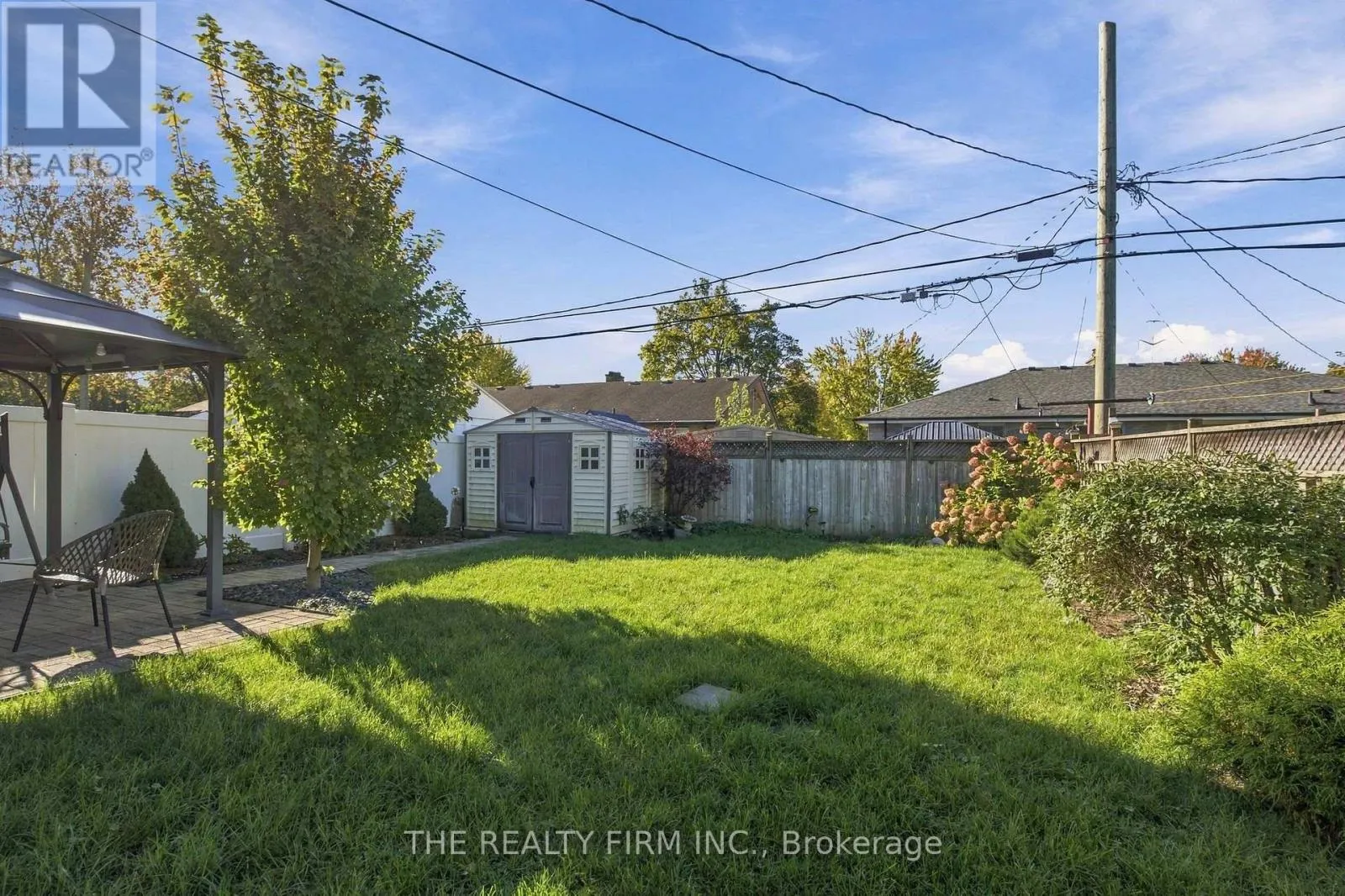 25 QUEENSTON CRESCENT