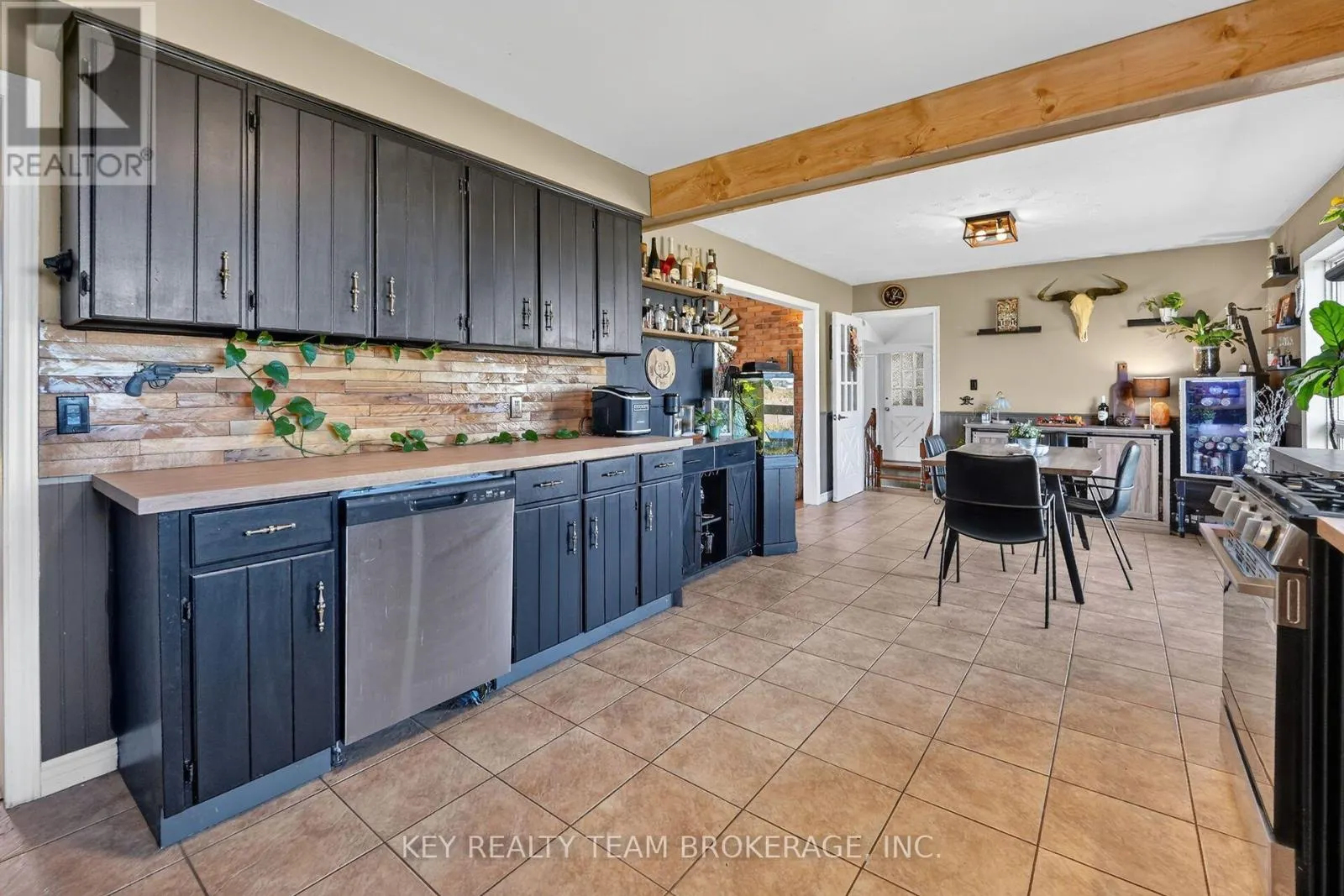 3216 HALL ROAD