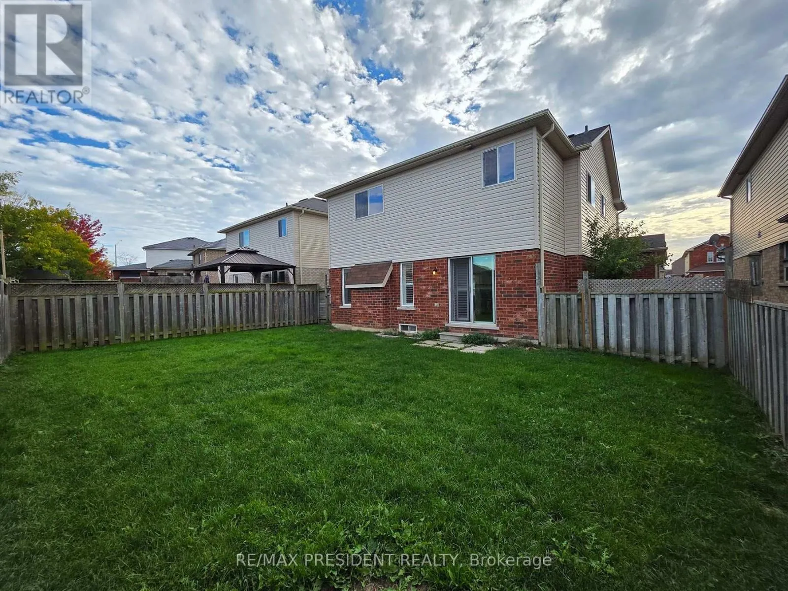 45 LUCAS CRESCENT