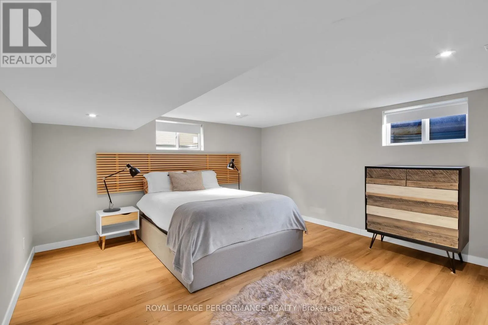 1321 RUSTIC DRIVE