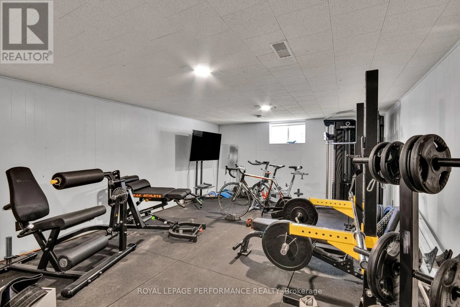 1321 RUSTIC DRIVE