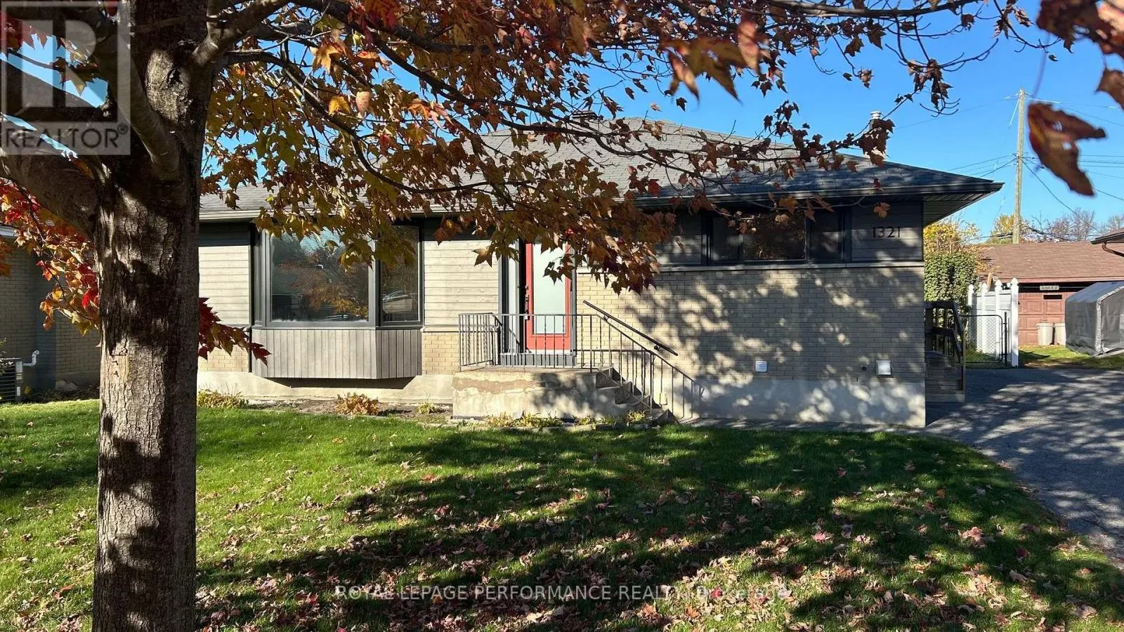 1321 RUSTIC DRIVE