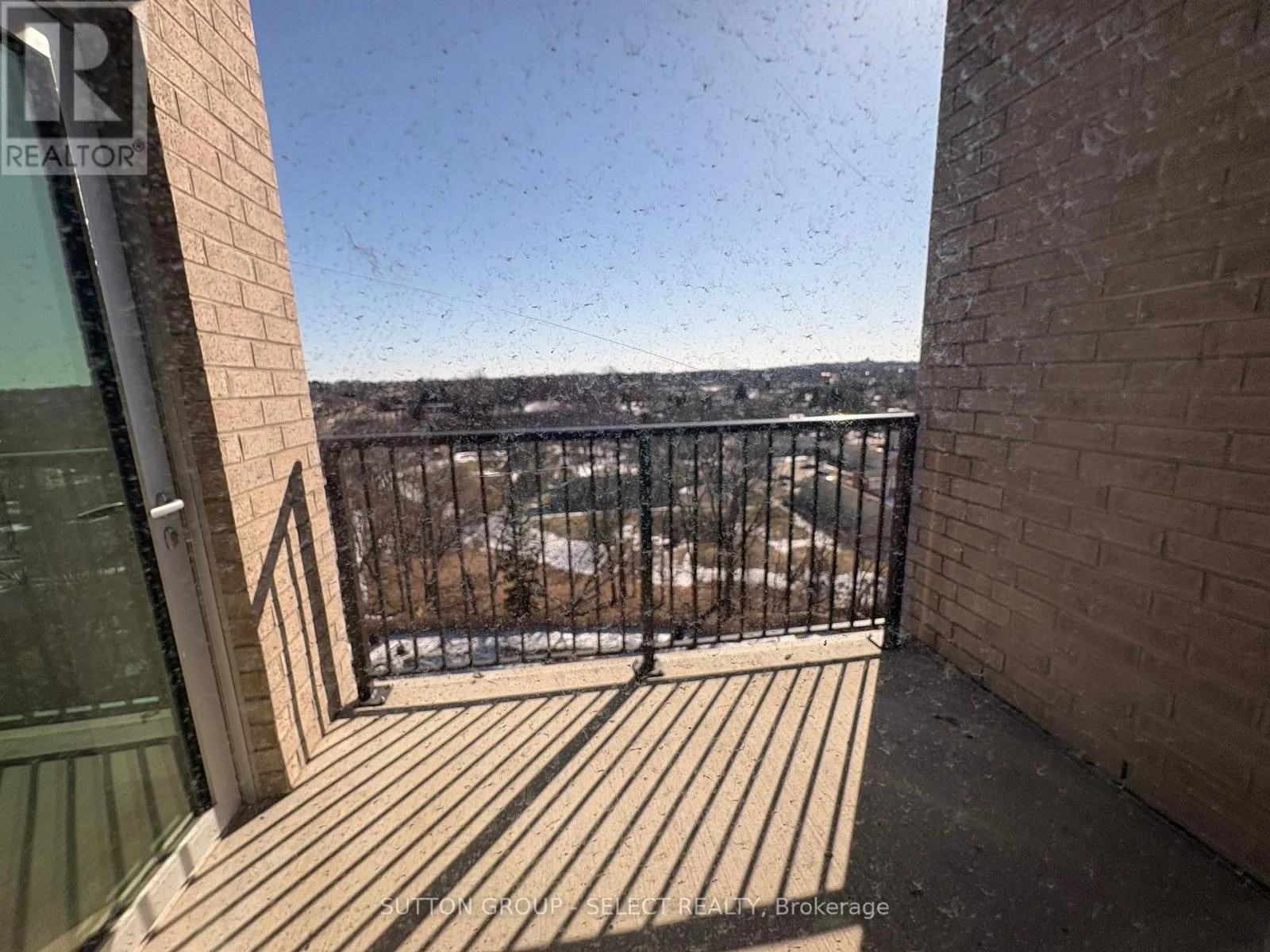 810 - 99 POND MILLS ROAD #810