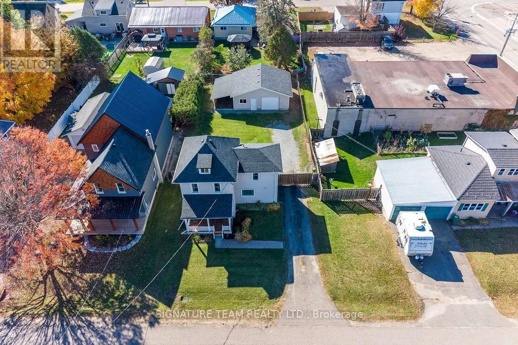 594 HAMILTON STREET W