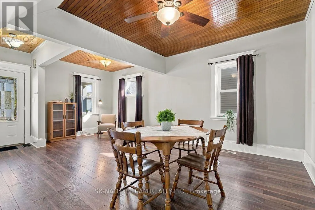 594 HAMILTON STREET W