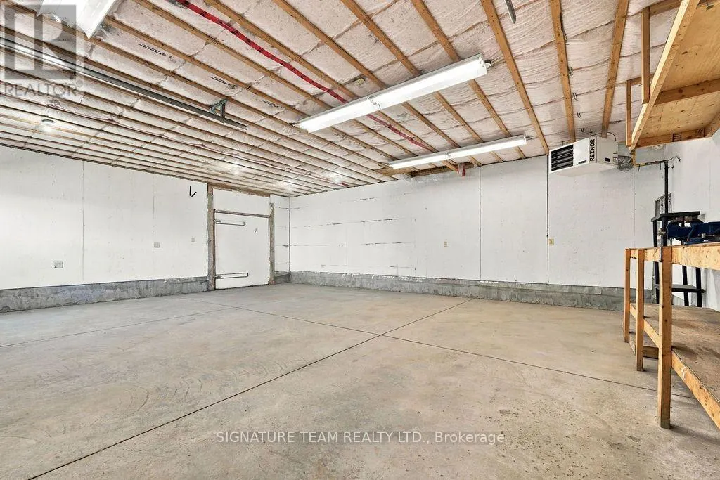 594 HAMILTON STREET W