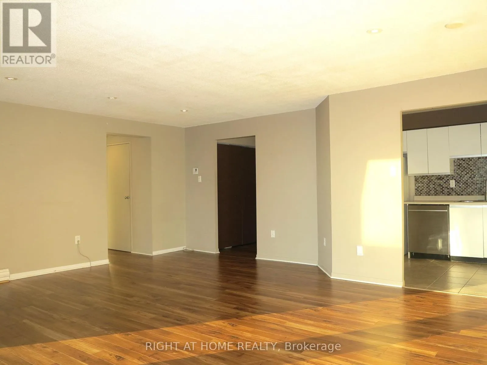 610 - 127 BELMONT DRIVE #610