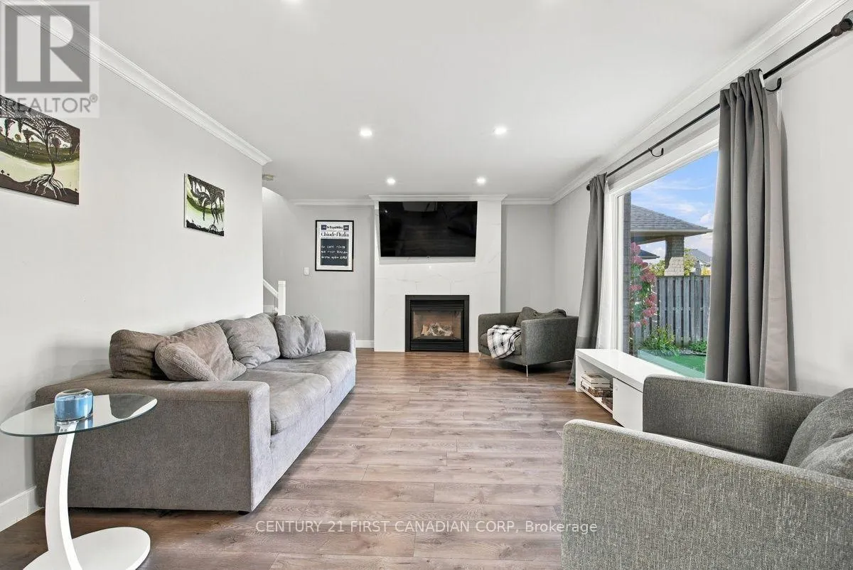 334 PLANE TREE DRIVE