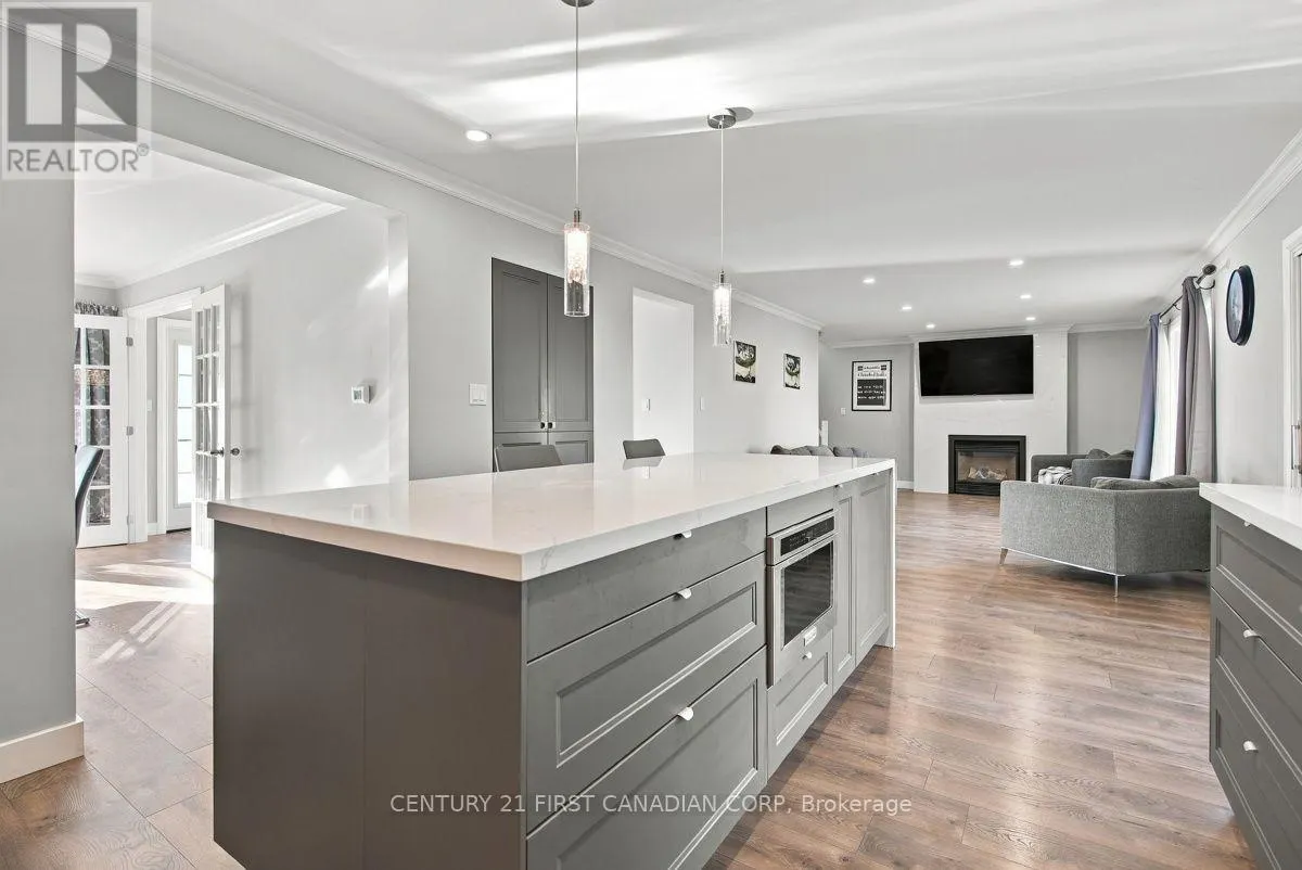 334 PLANE TREE DRIVE
