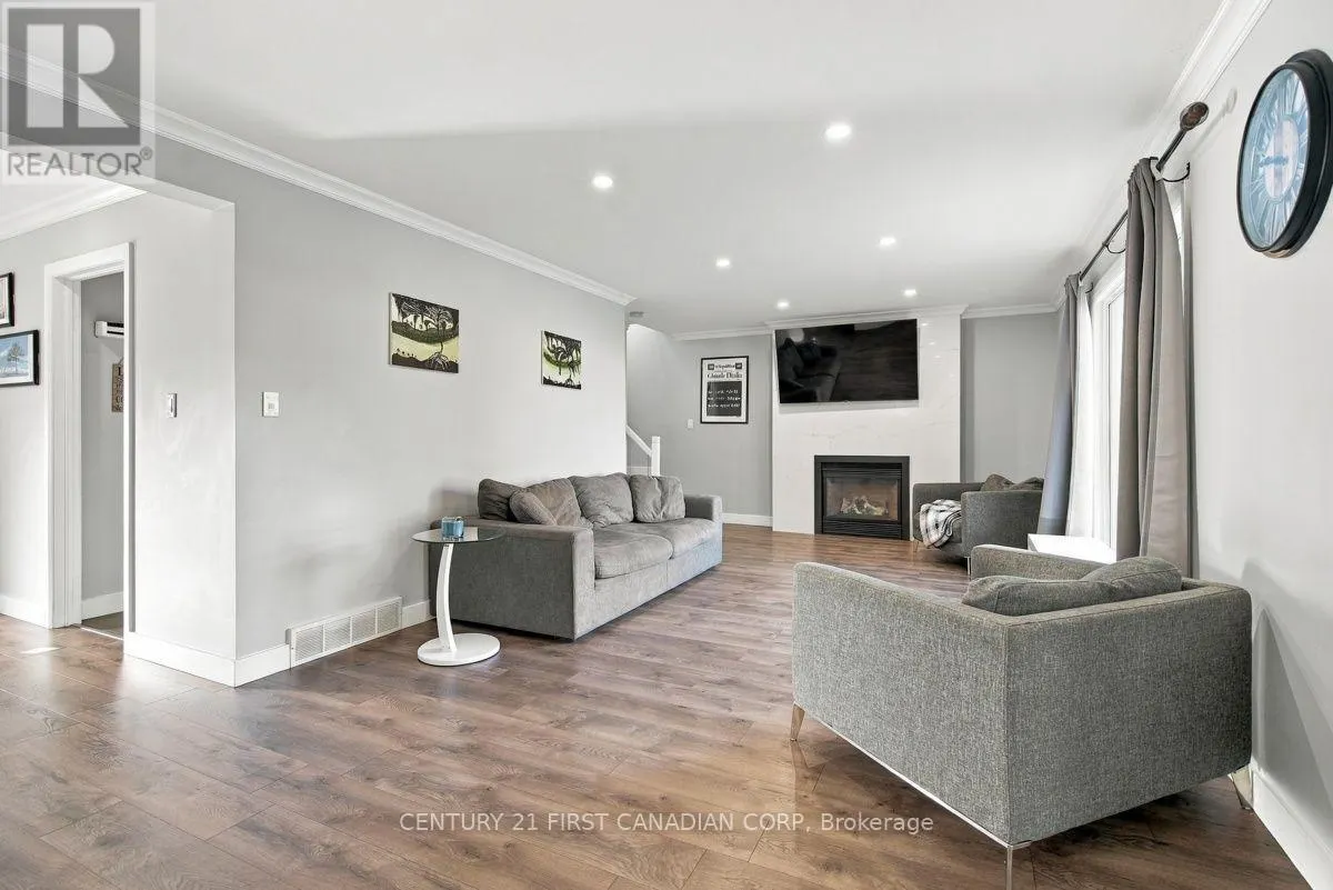 334 PLANE TREE DRIVE