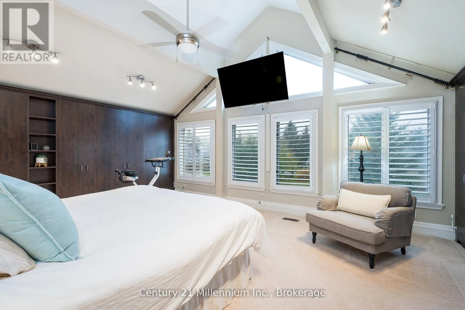 160 GRAND CYPRESS LANE