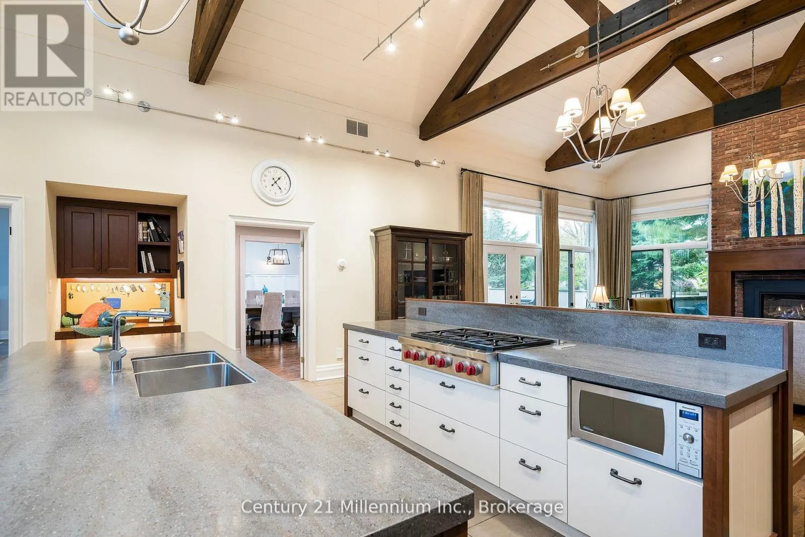 160 GRAND CYPRESS LANE