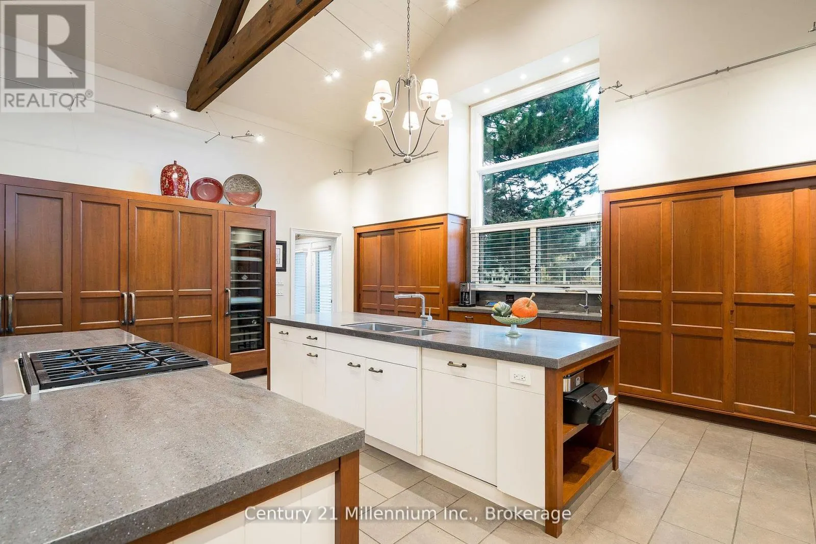 160 GRAND CYPRESS LANE