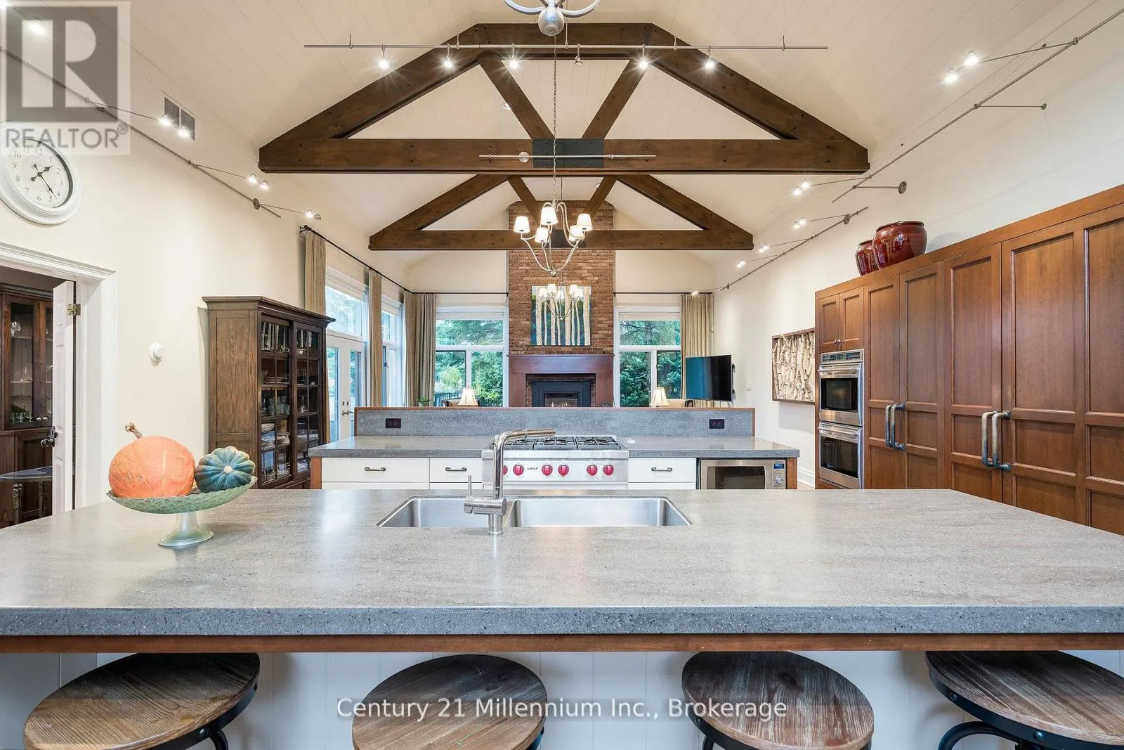 160 GRAND CYPRESS LANE