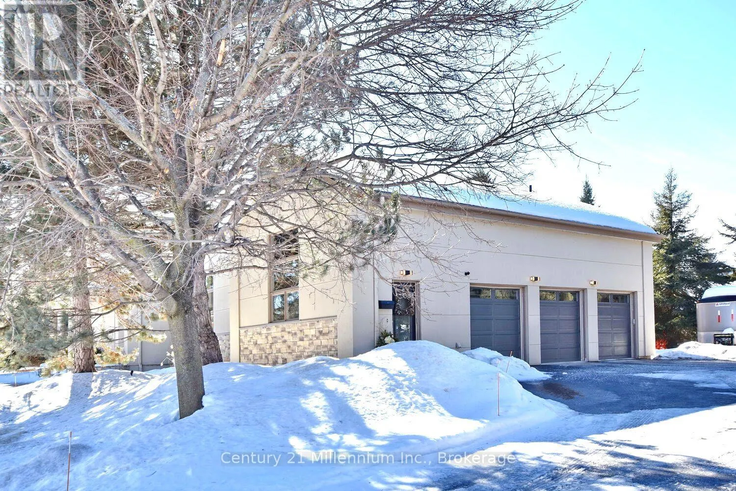 160 GRAND CYPRESS LANE