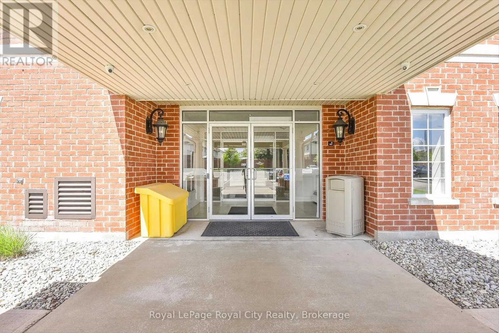 408 - 415 GRANGE ROAD #408