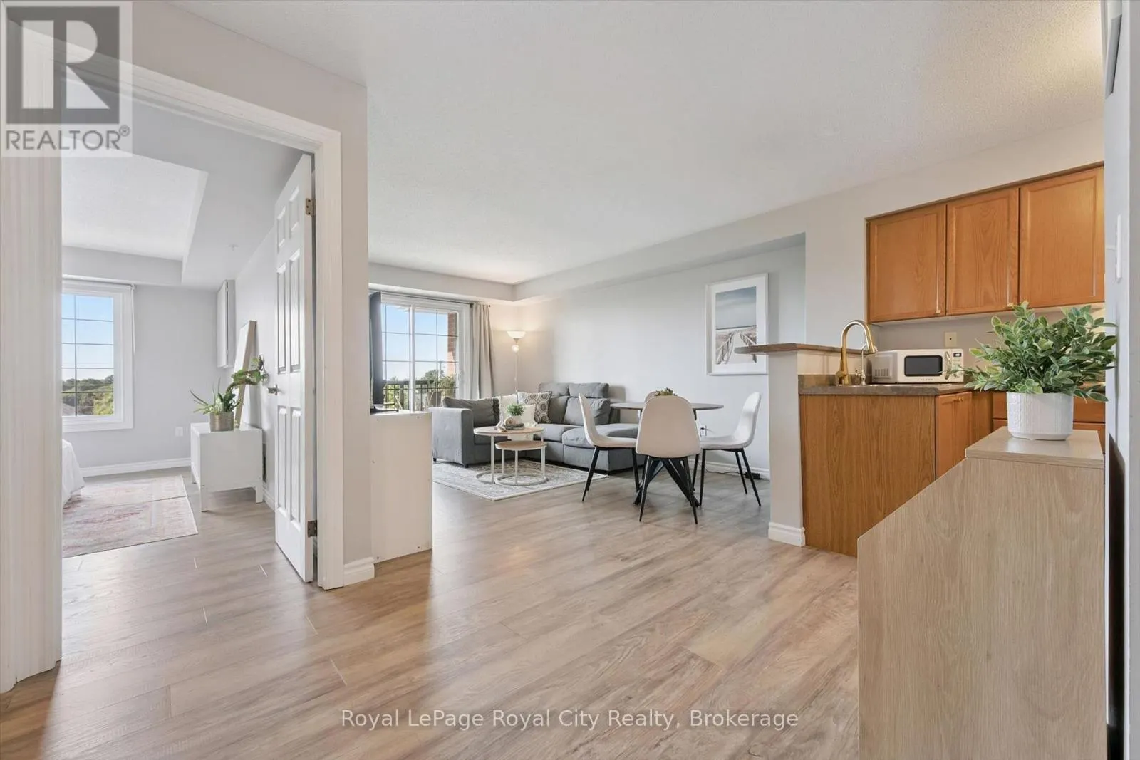 408 - 415 GRANGE ROAD #408