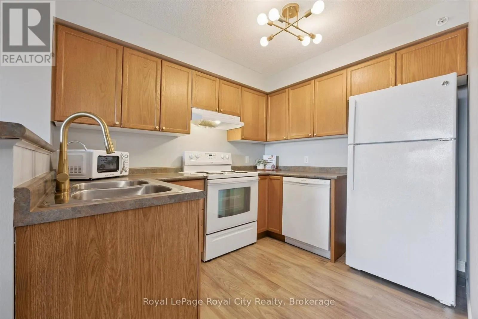 408 - 415 GRANGE ROAD #408