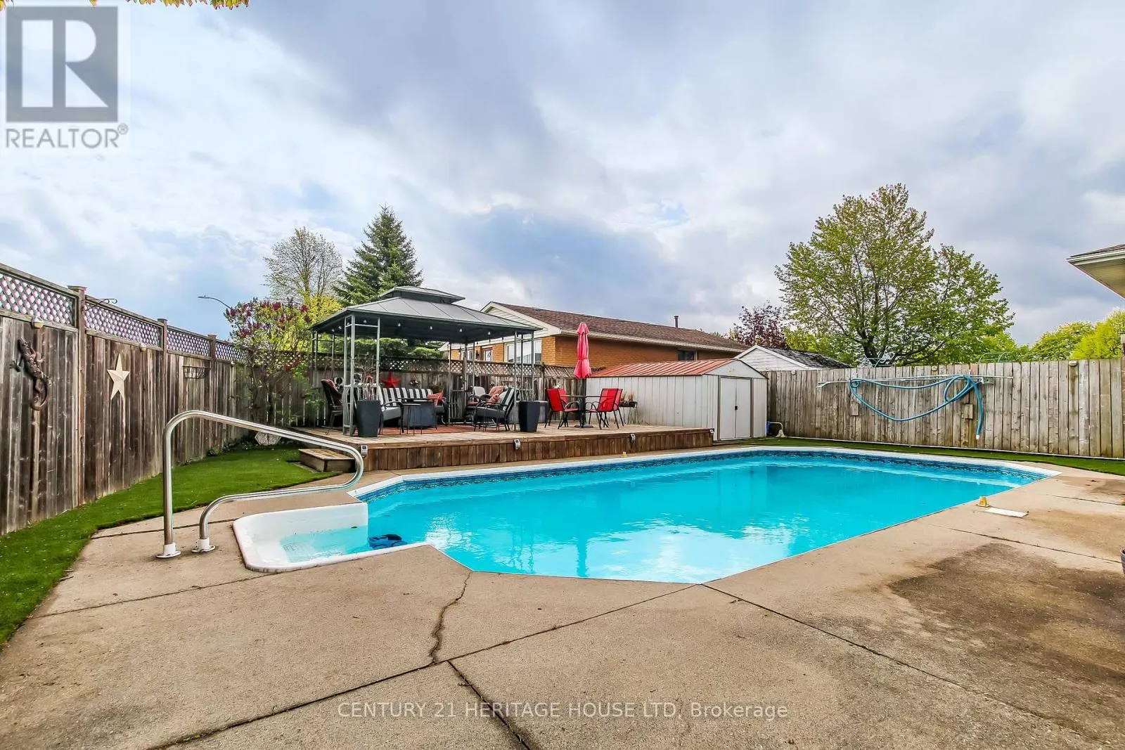 2 DAVID DRIVE