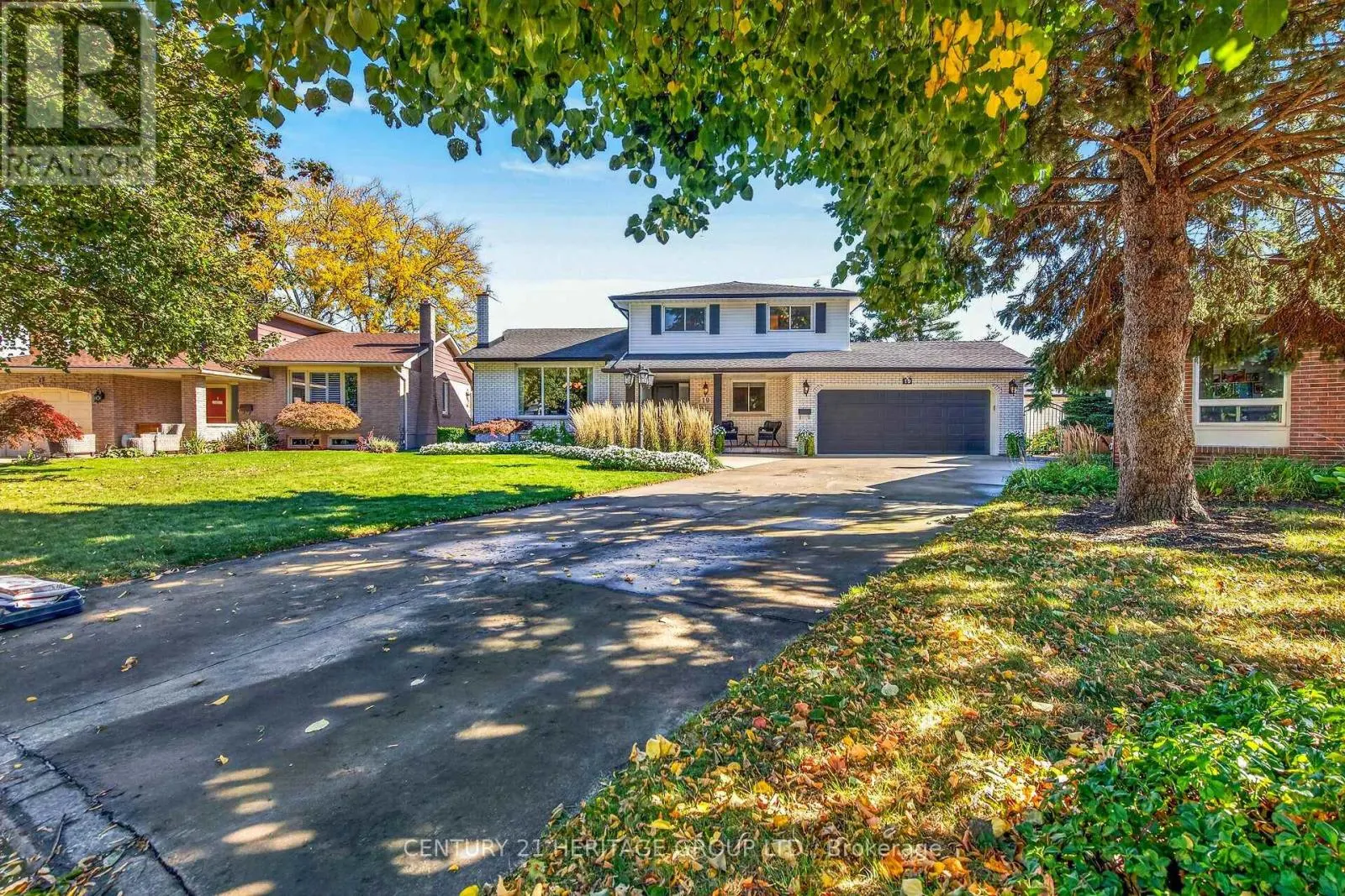 19 MEADOWBROOK CRESCENT