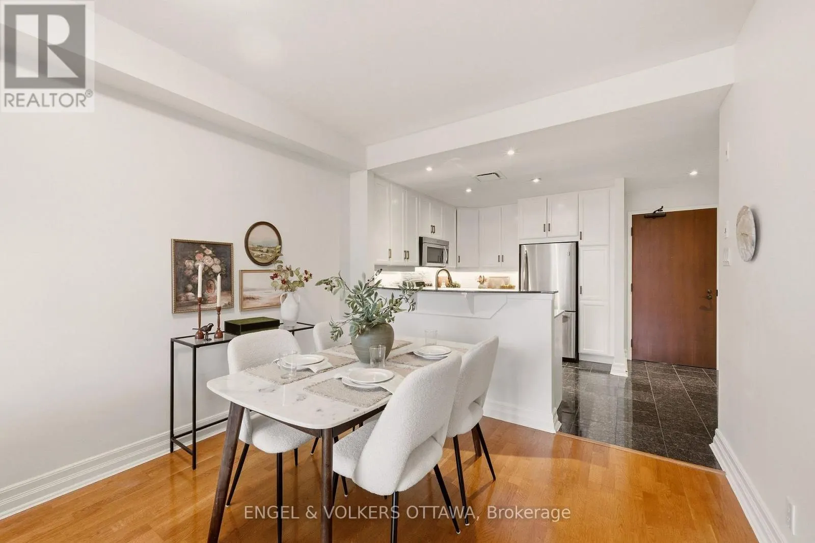 312 - 320 MCLEOD STREET