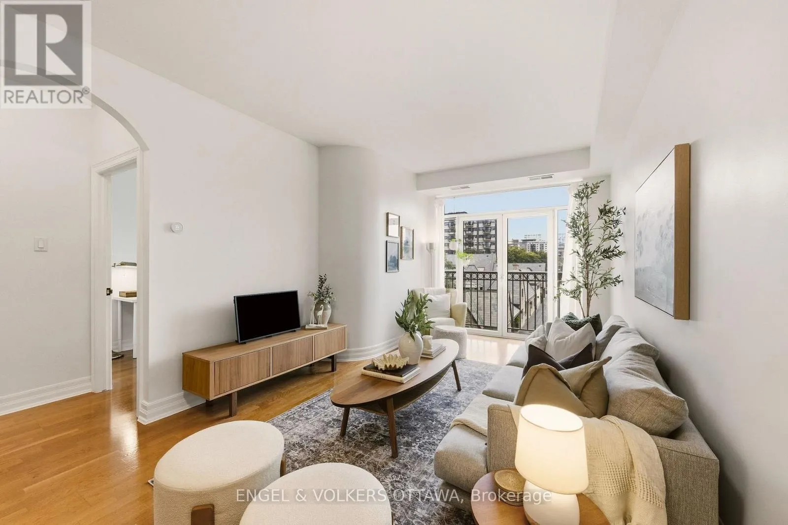 312 - 320 MCLEOD STREET