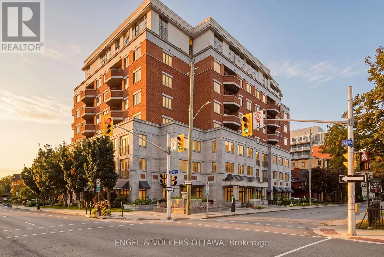 312 - 320 MCLEOD STREET