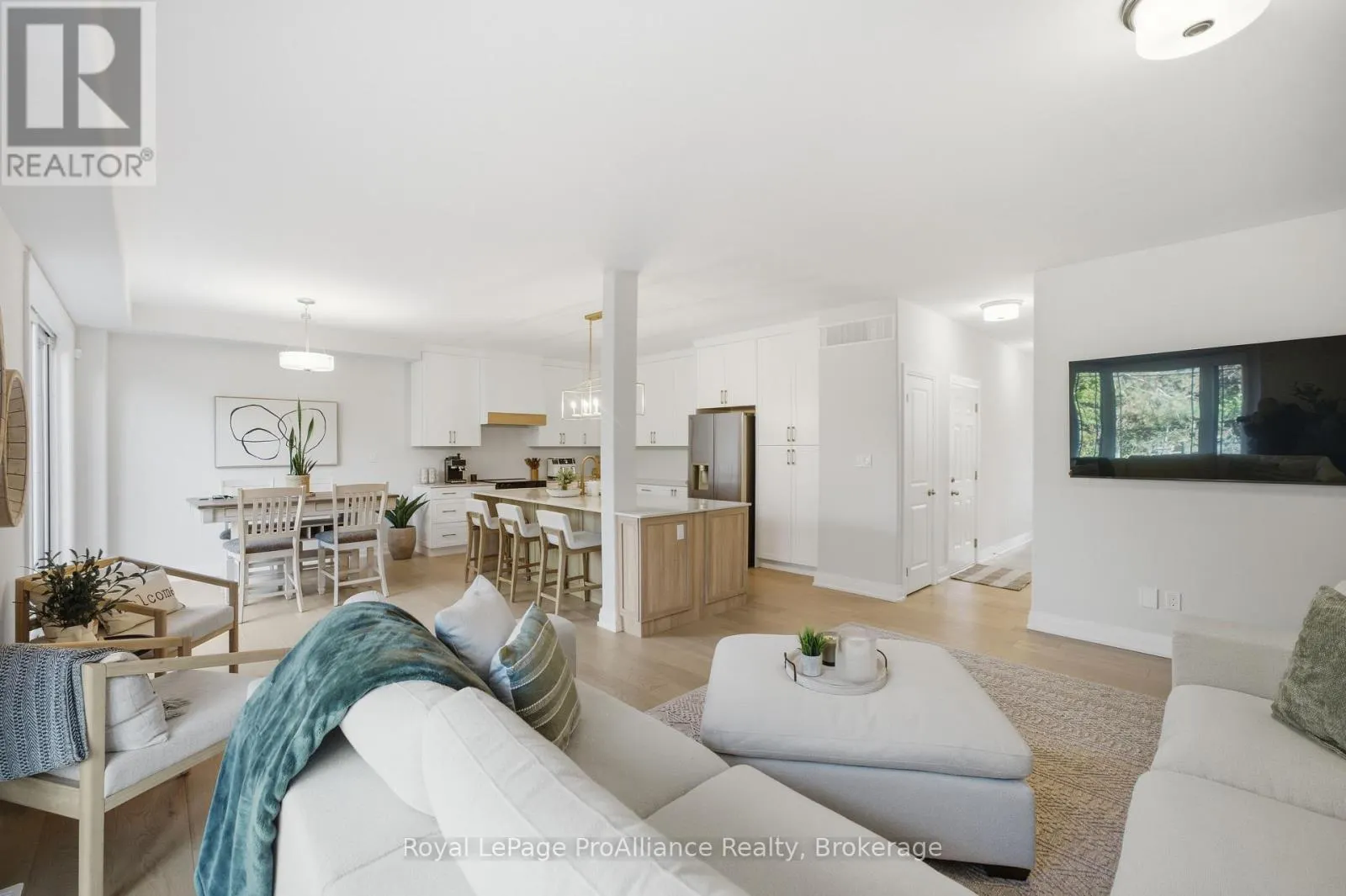 C - 431 ORCHARD AVENUE #C