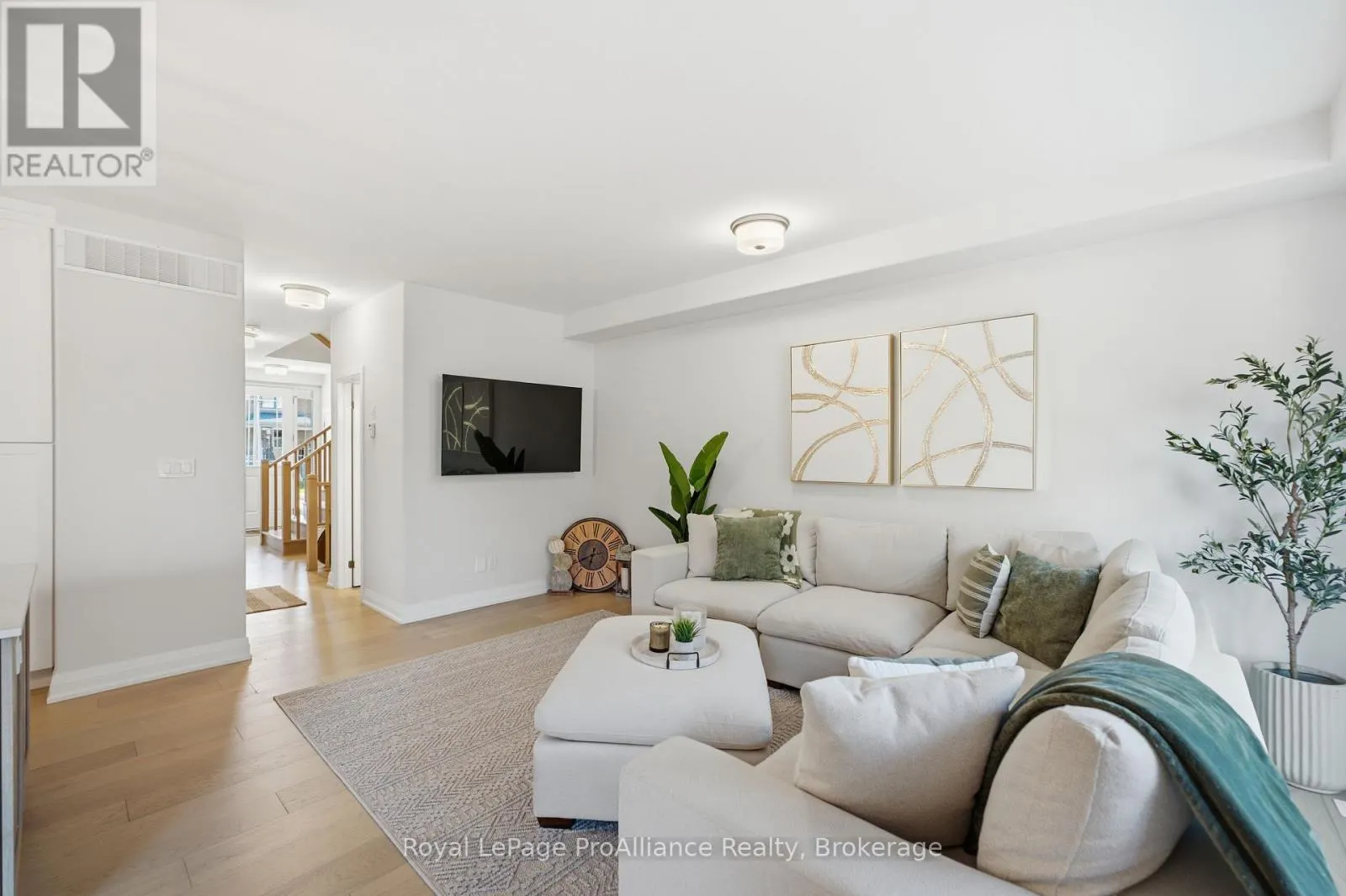 C - 431 ORCHARD AVENUE #C