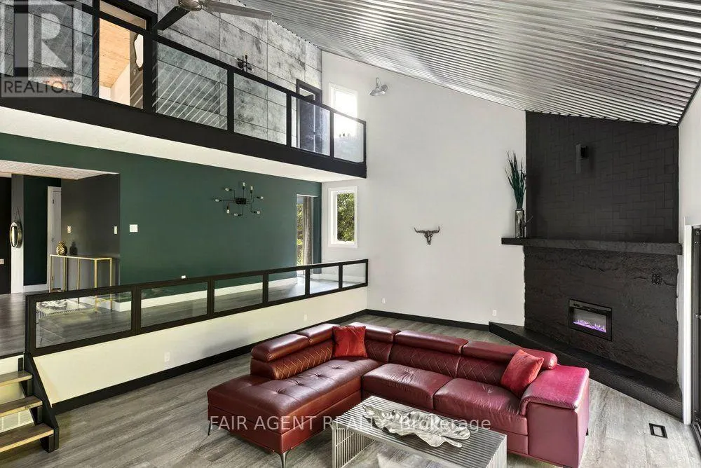 5 FIRELANE 14B ROAD