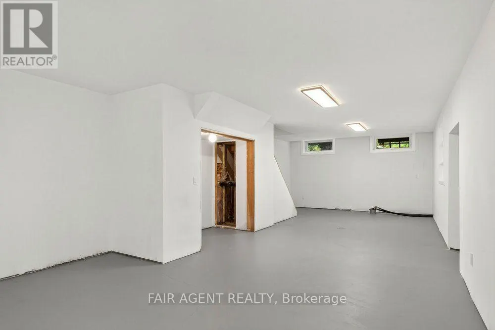 5 FIRELANE 14B ROAD