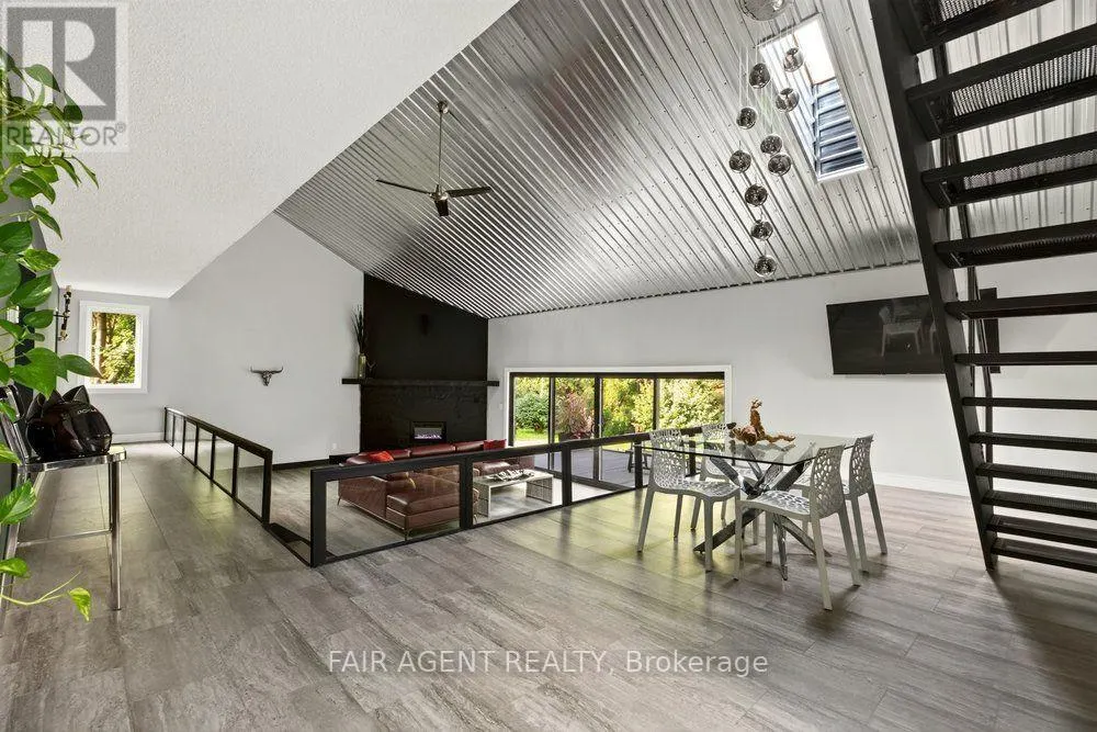 5 FIRELANE 14B ROAD