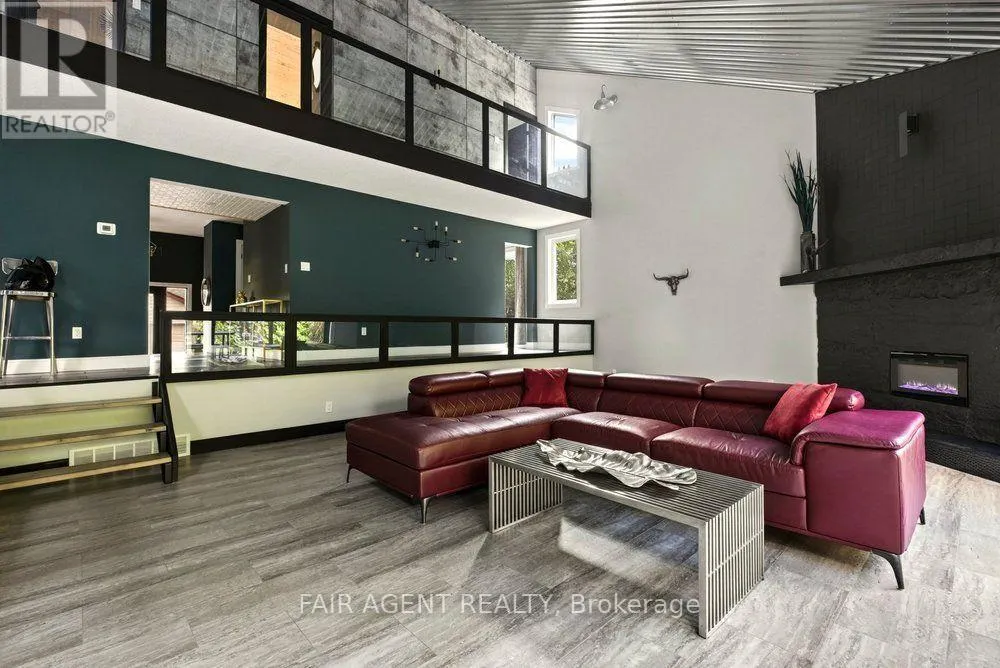5 FIRELANE 14B ROAD