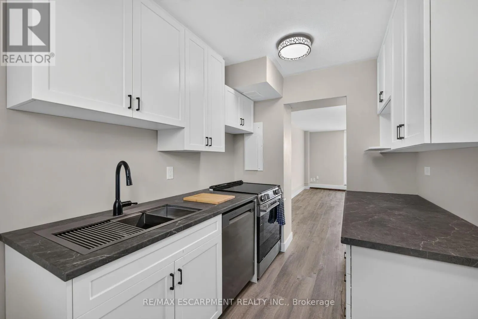 741 - 350 QUIGLEY ROAD