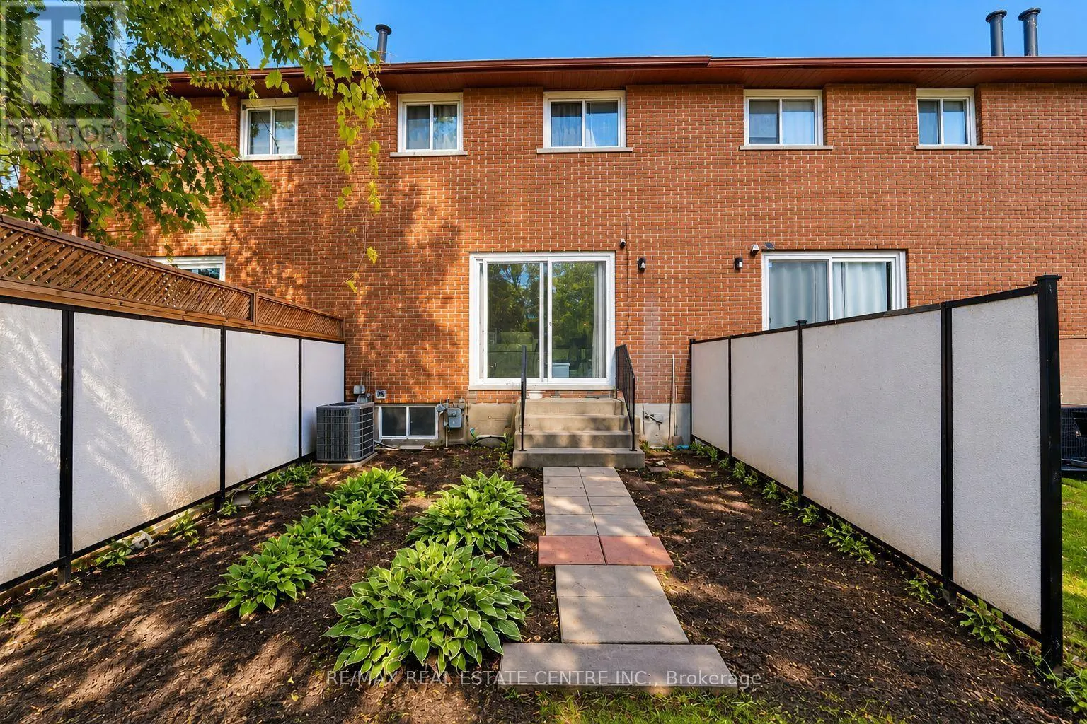 27 WOODMAN DRIVE N