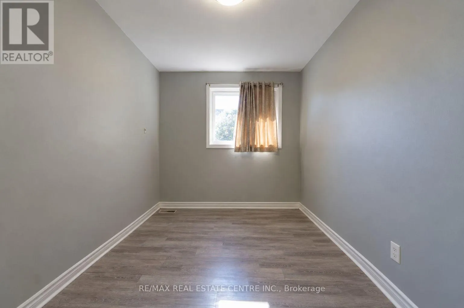 27 WOODMAN DRIVE N