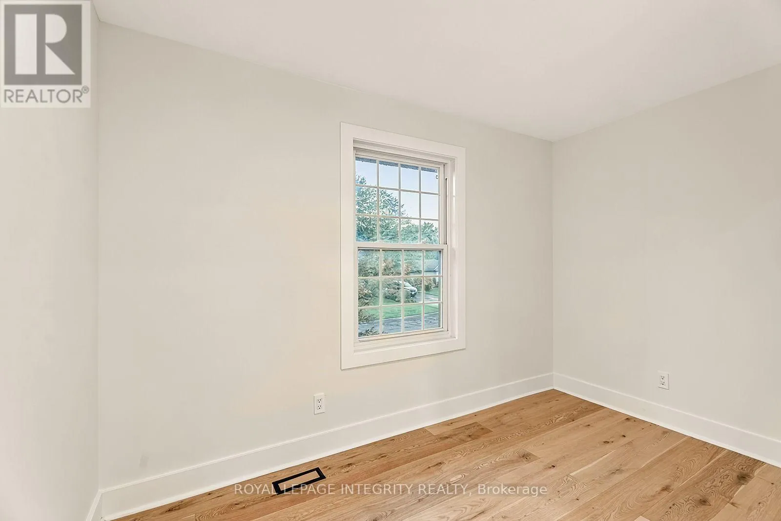 731 LUDGATE COURT