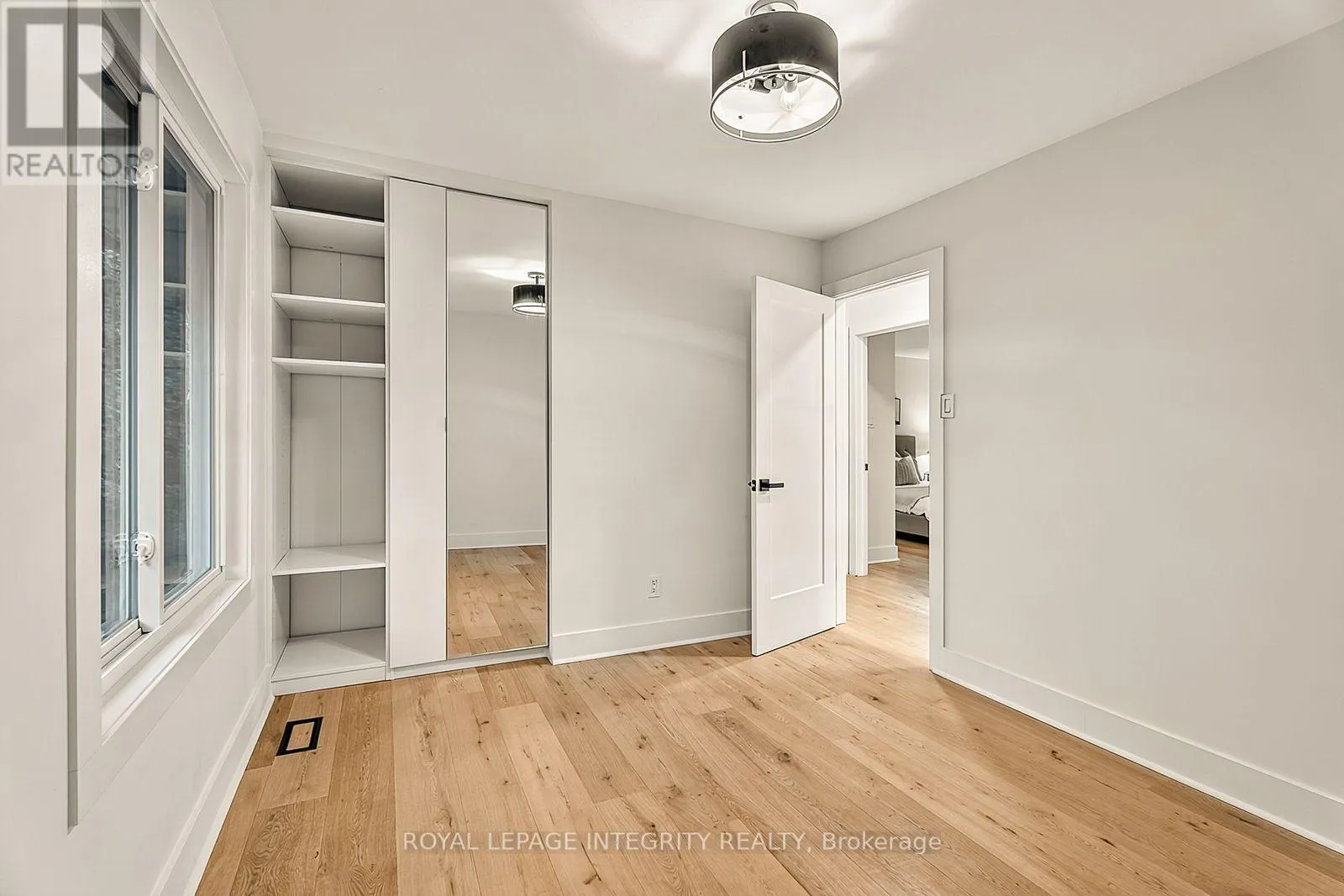 731 LUDGATE COURT