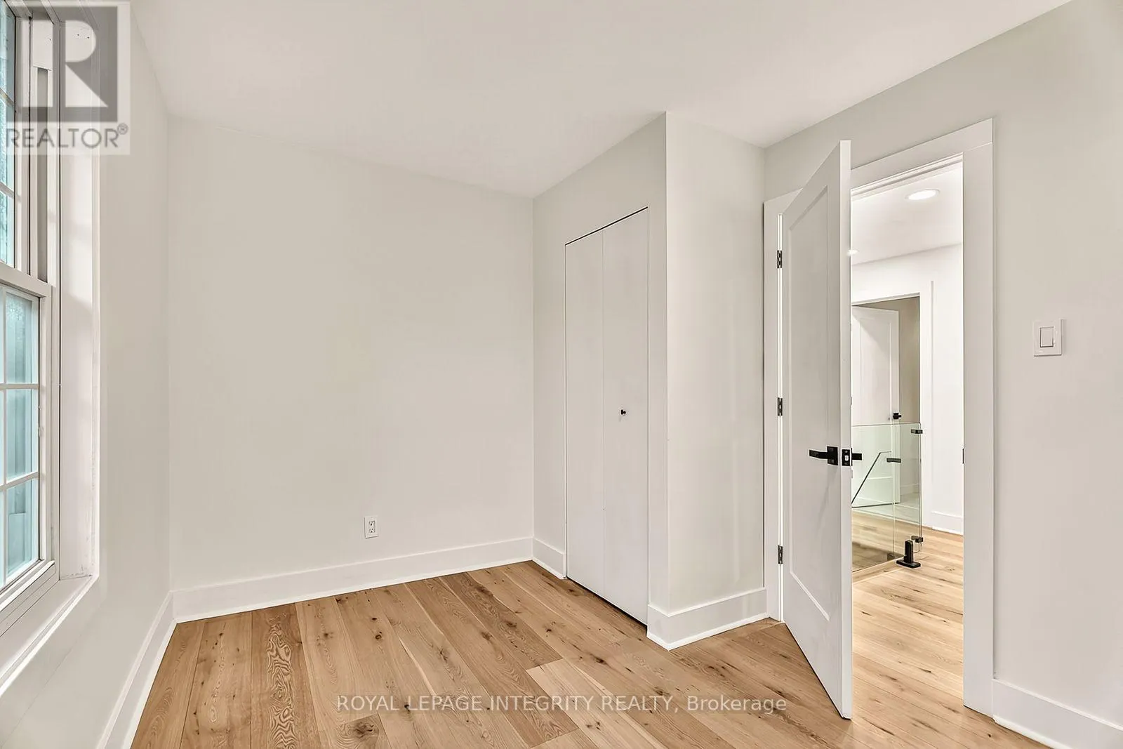 731 LUDGATE COURT